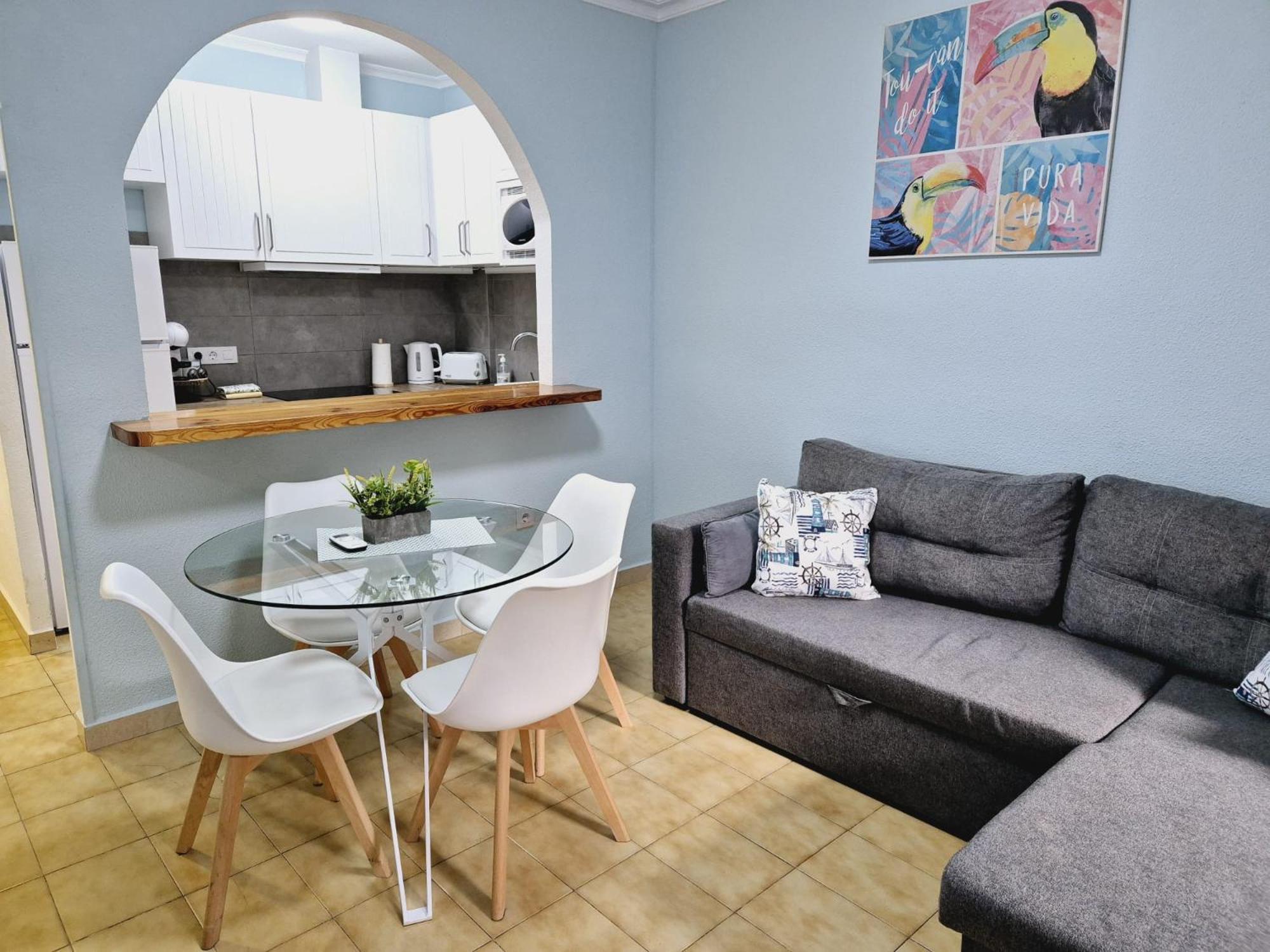 La Casa De Veronica - Serene With Shared Pool, Steps From The *