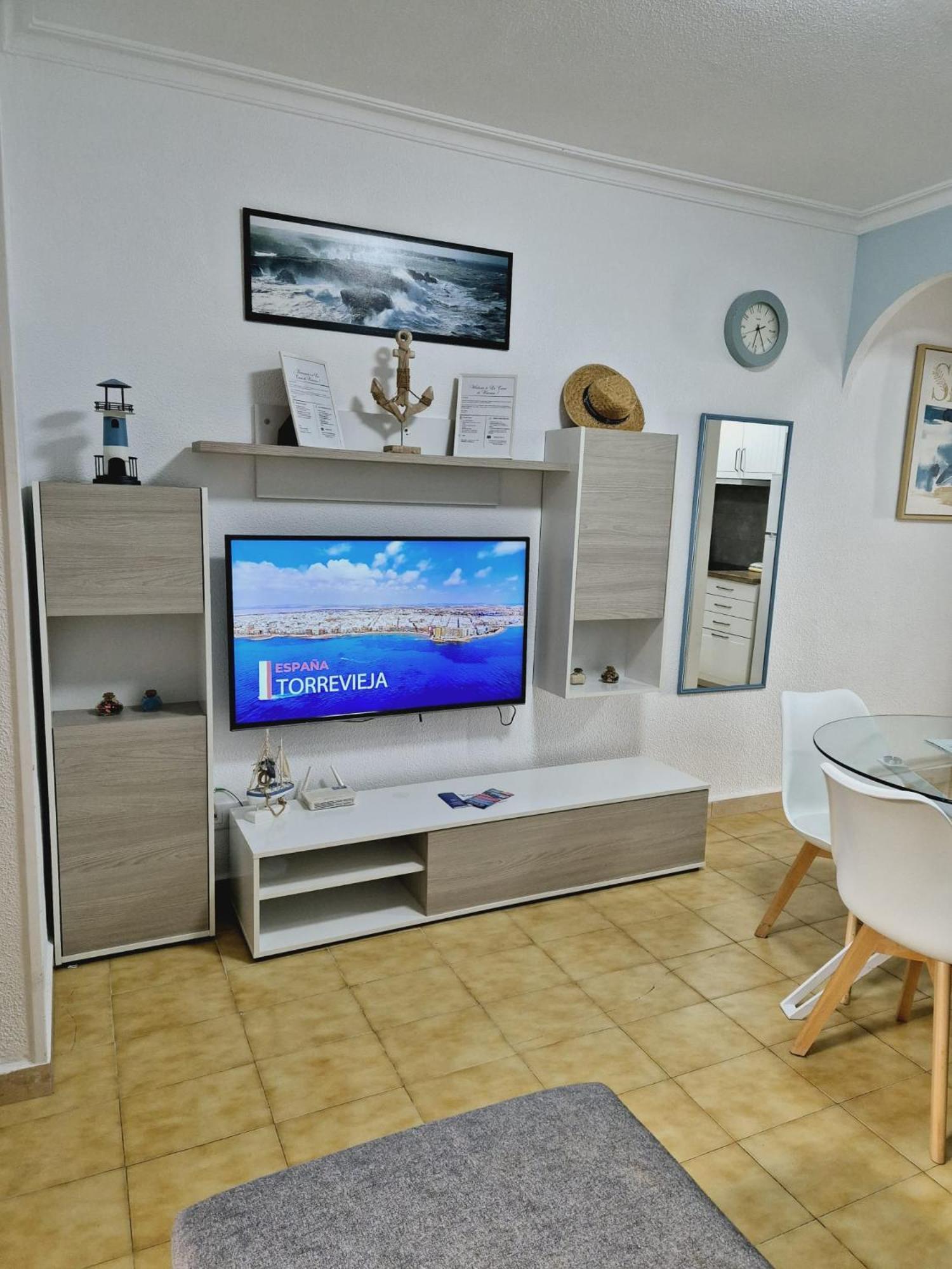 Appartement La Casa De Veronica - Serene With Shared Pool, Steps From The