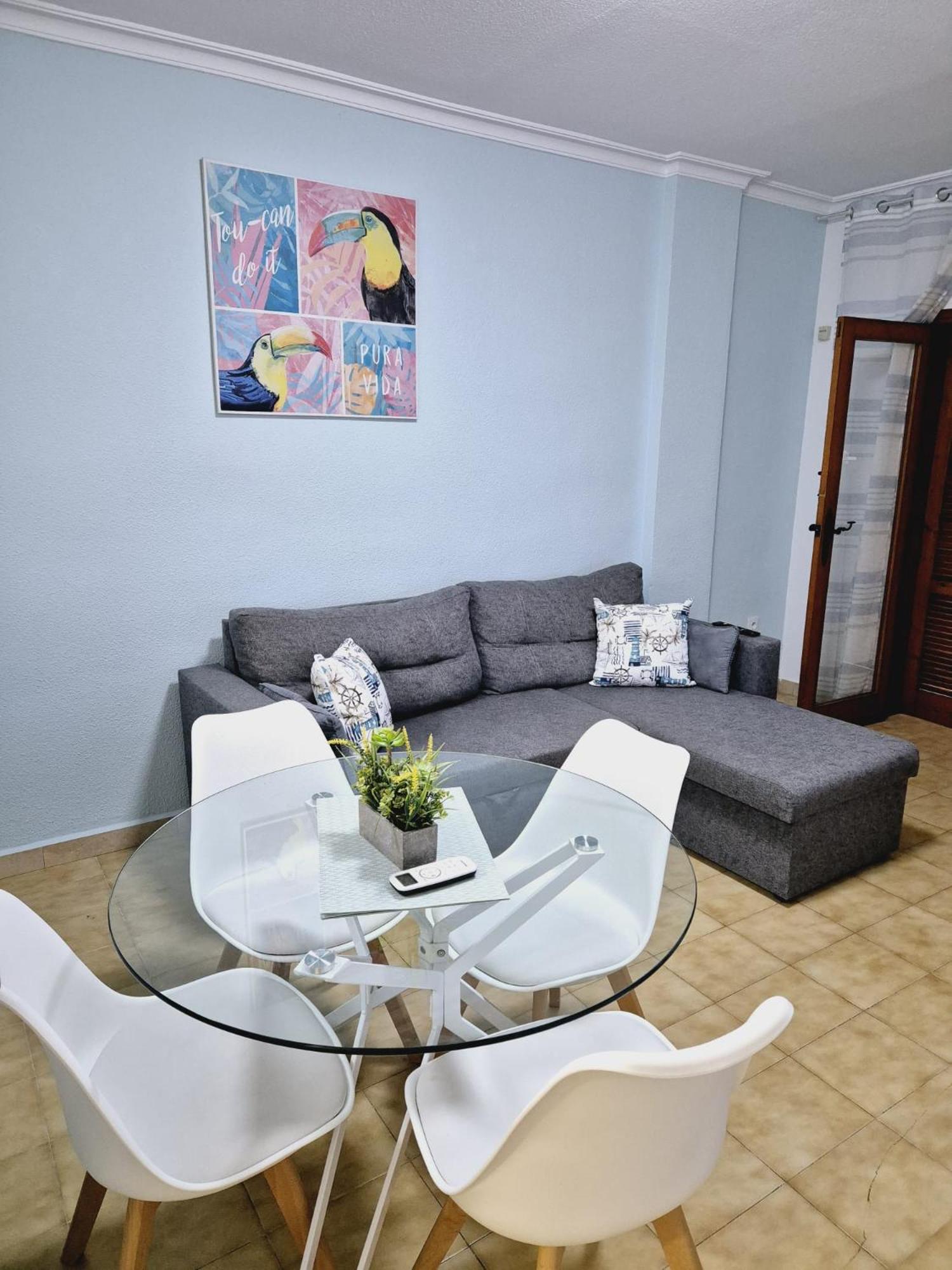 La Casa De Veronica - Serene With Shared Pool, Steps From The Apartment